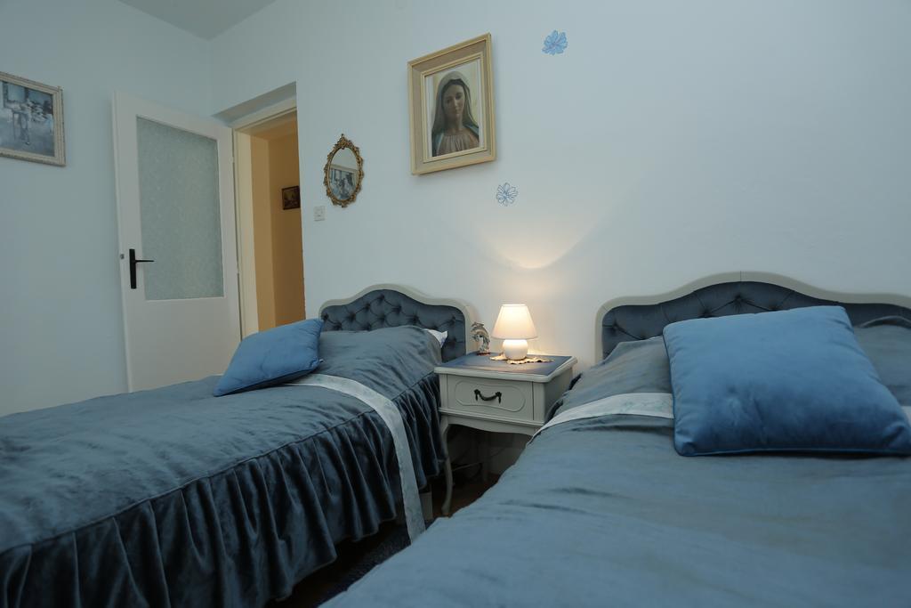Apartment Magnolia Supetar Værelse billede